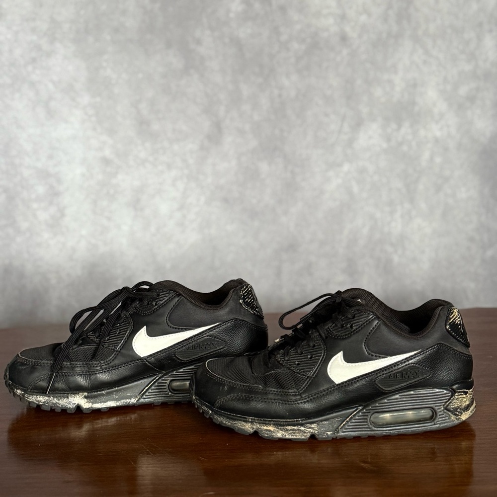 Nike Air Max Retro Black and White Sneakers Size US 5M 6.5W